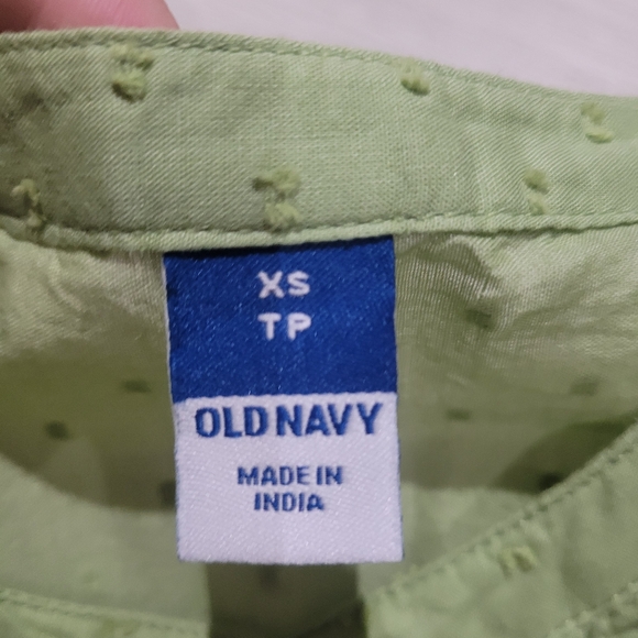 Old Navy Women's Swiss Dot Button-Down Long Sleeve Pintuck Top XS Green Bohemian - Picture 8 of 9